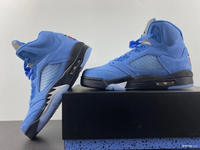 Jordan  DV1310-401 5  RETRO “UNC” Air 1009